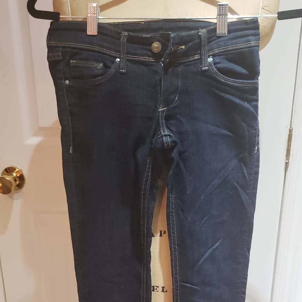 Skinny jeans